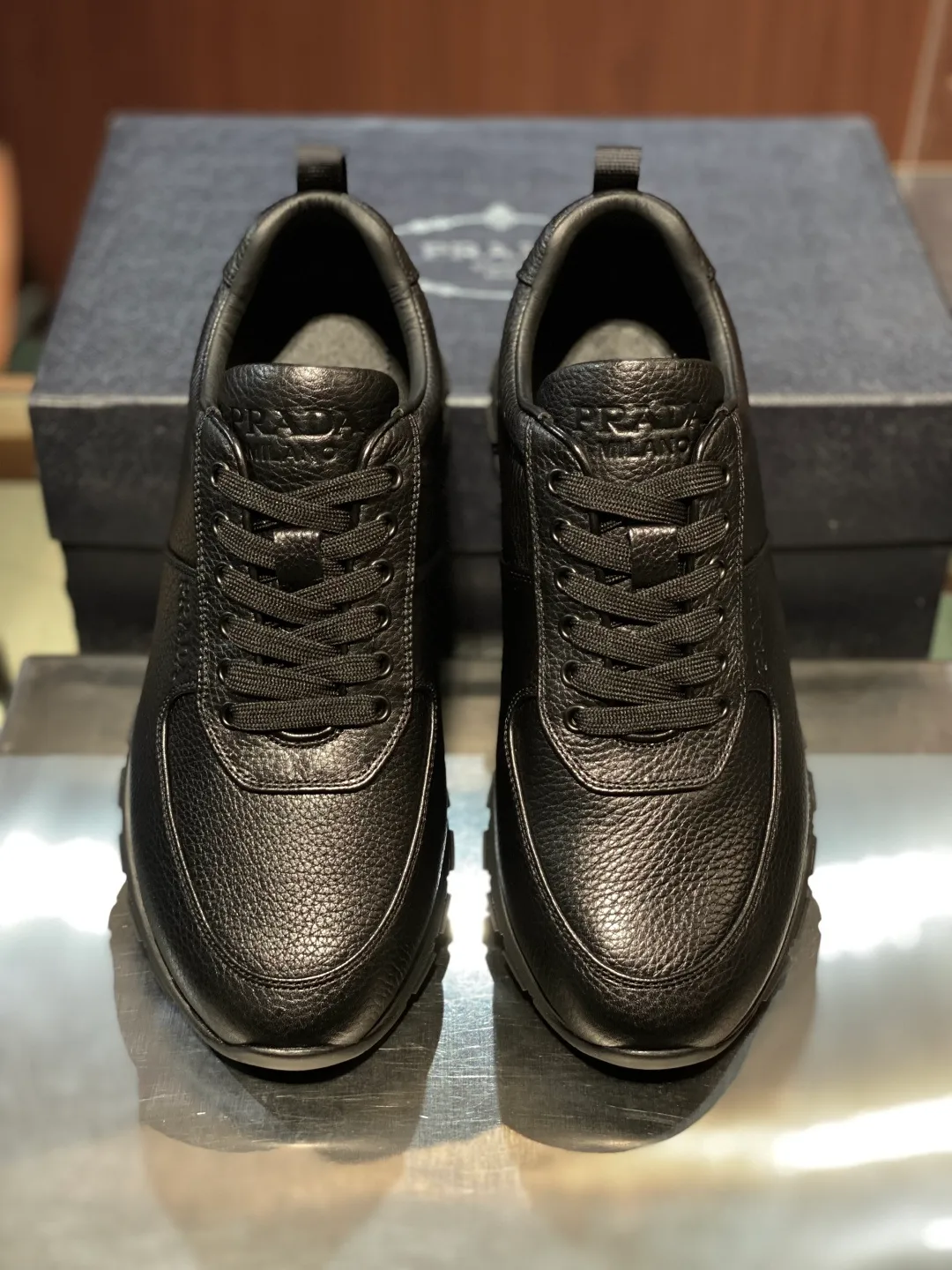 💰700 PRAD*Prax 01 Soft leather sneakers ♞size; 39~46 Form and function merge into one, sports inspiration and exquisite craftsmanship quietly meet: Prada men’s sneaker series features unique and clever designs, including Prada Downtown, Cloudbust Thunder 57 #Prada Collision Cross.